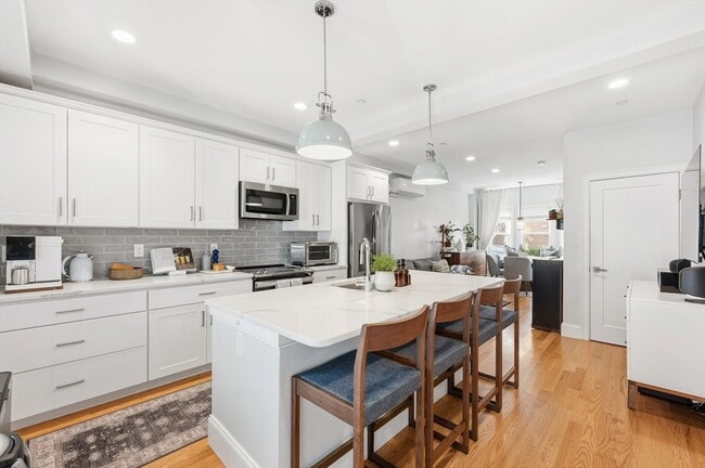 Building Photo - 64 O St Unit 1