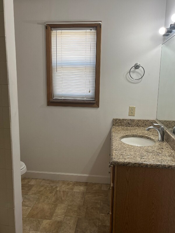 Photo - 626 Lawnville Rd Unit 4