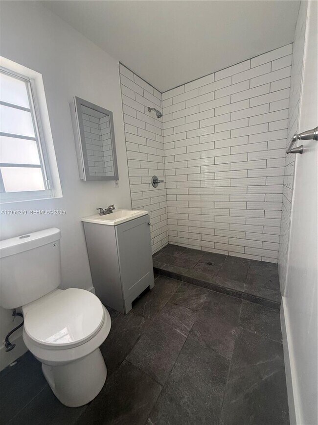 Photo - 912 Euclid Ave Unidad 3