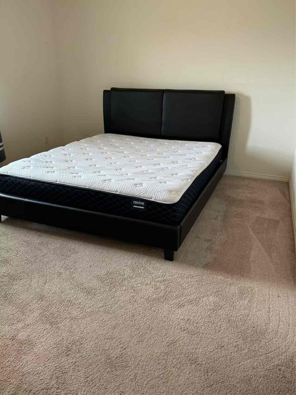 Photo - 14925 Shoreham St