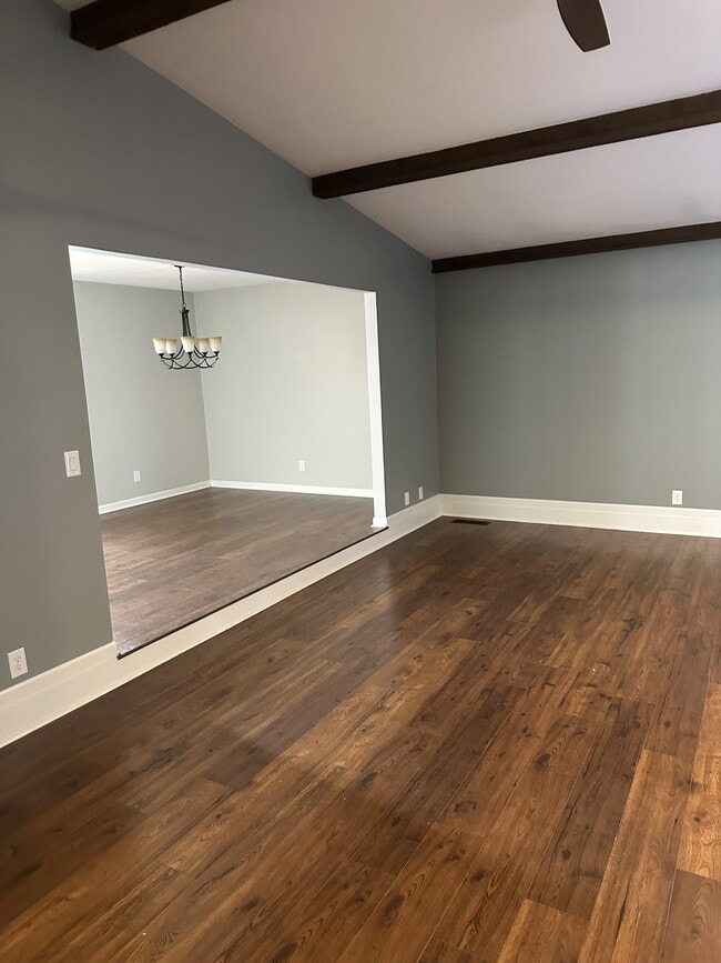 Photo - 1817 Gingham Ln