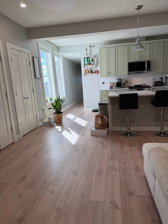 Photo - 415 E 7th St Unidad 2