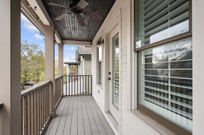 Photo - Awesome 3BR/3.5BA Craftsman Cottage in Che...