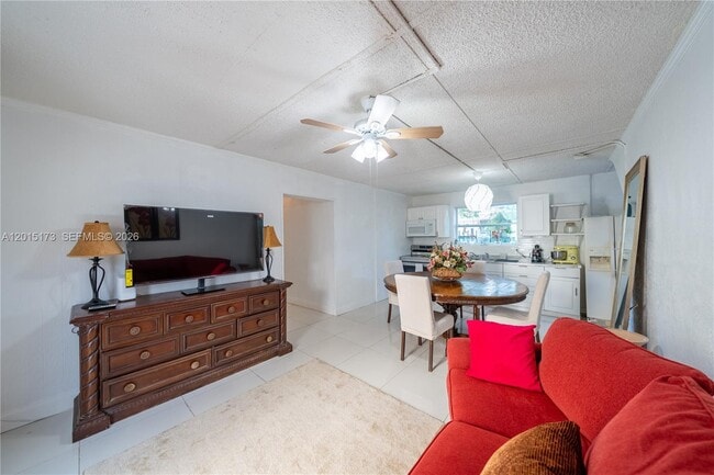 Photo - 1678 SW 11th St Unit 1