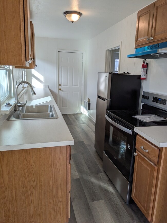 Photo - 241 E Main St