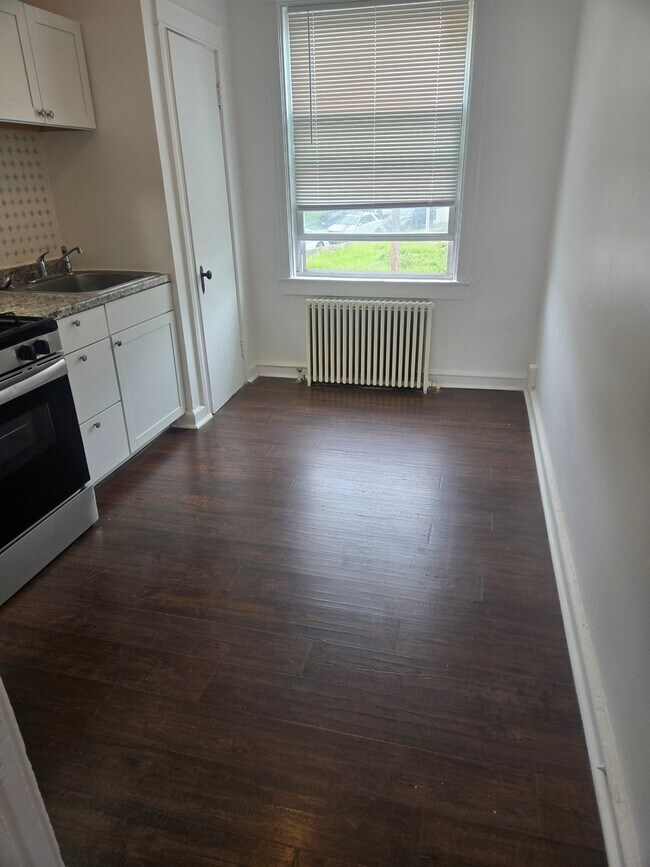 Photo - 3613 Erdman Ave Unit 2