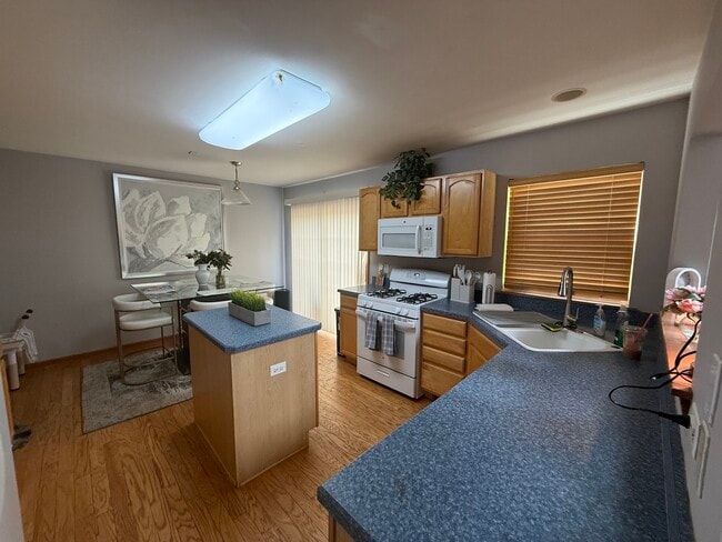 Photo - 12849 W Wakefield Dr