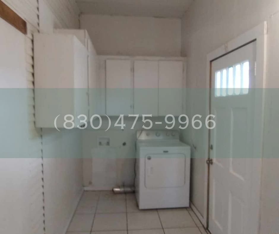 Photo - 808 S Terrell St