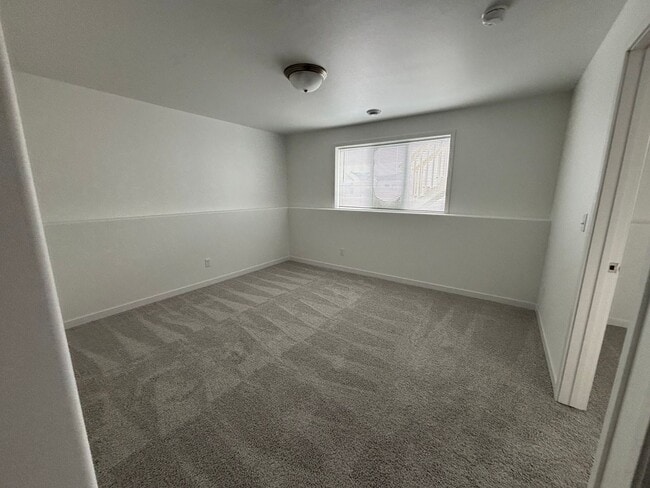 Photo - 3 Bed 3 Bath Townhome