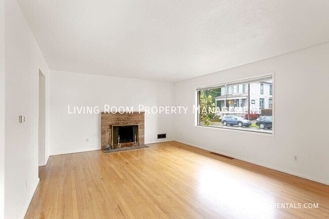 Photo - 1535 NE 19th Ave