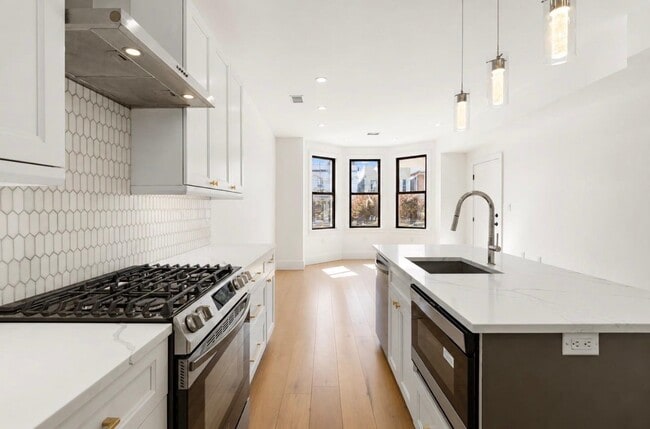 Photo - 2602 Palisade Ave Unit 1