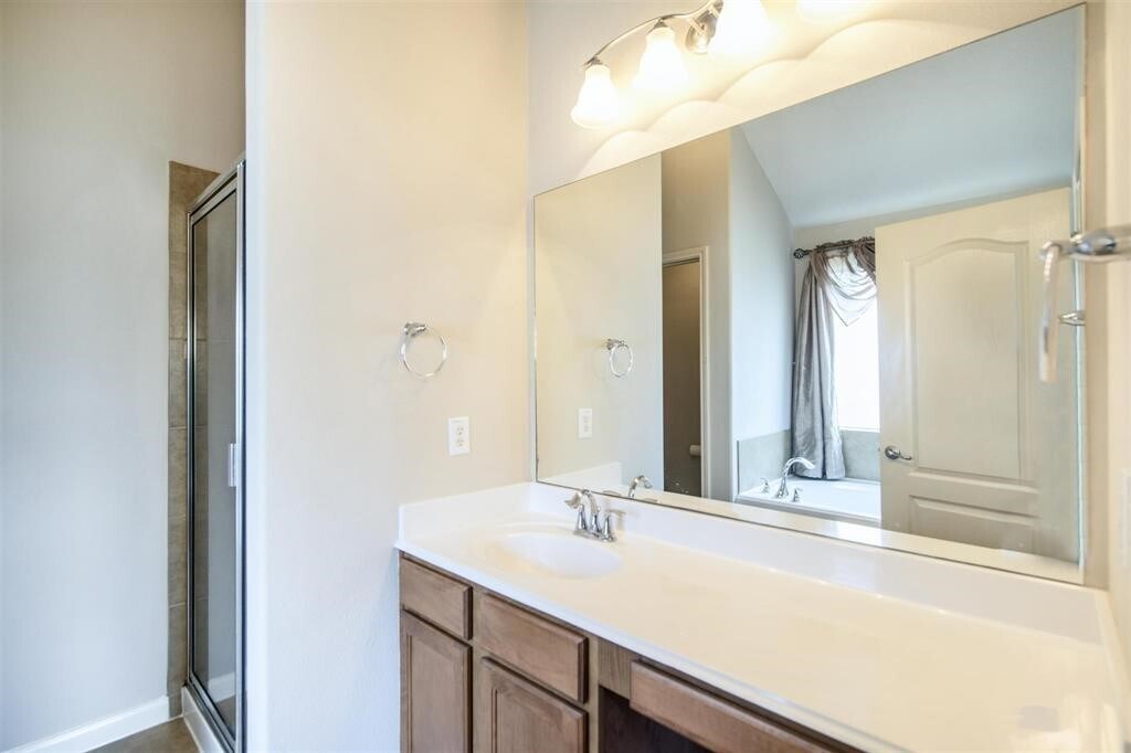 Photo - 22735 Pantego Ln