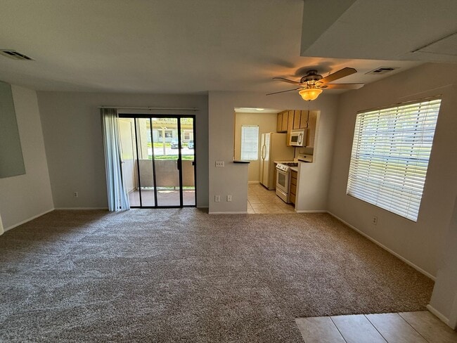 Photo - 1 Bed, 1 Bath Condo - Fireplace + Private ... Unit 155