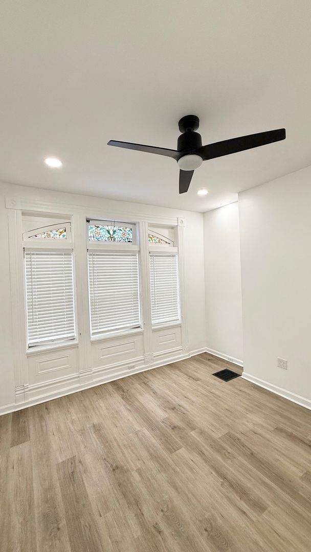 Photo - 2414 E Carson St Unidad 1