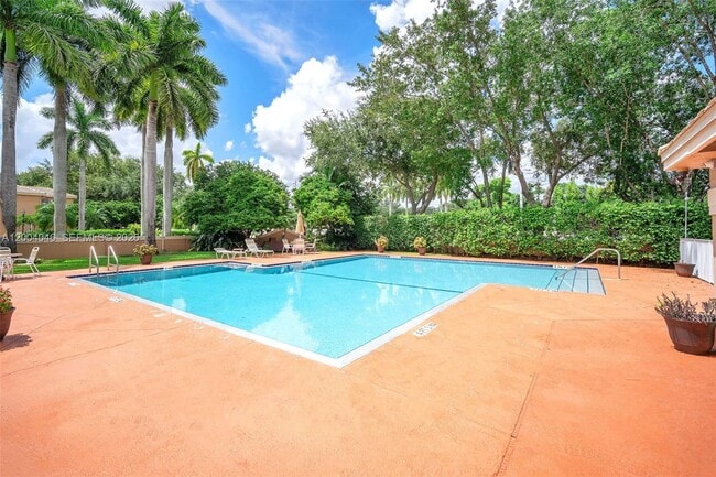 Photo - 10112 Royal Palm Blvd