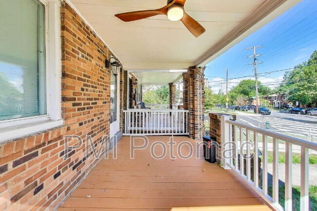 Photo - 3905 9th St SE