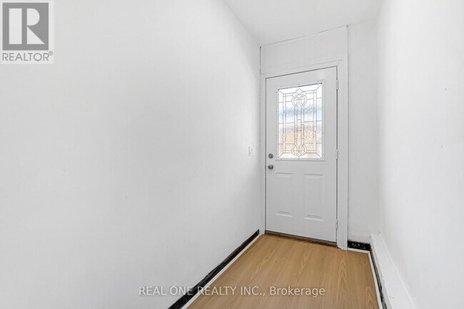 Photo - 29 Queen Post Dr