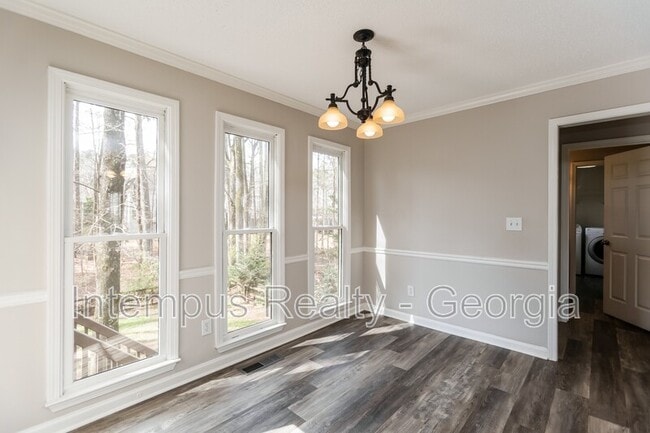 Photo - 612 Ridge Crossing Dr