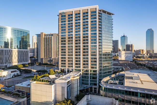 Photo - Cirque Residences