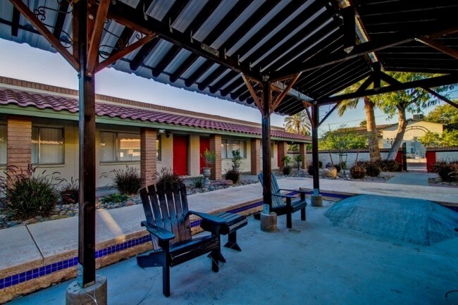 Photo - Cambridge Apartments