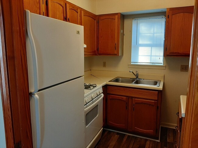 Photo - LEASED- 2 Br/1 Ba Downstairs Duplex @634 Van Buren St. in Heber Springs AR ($555 w/water+garbage)