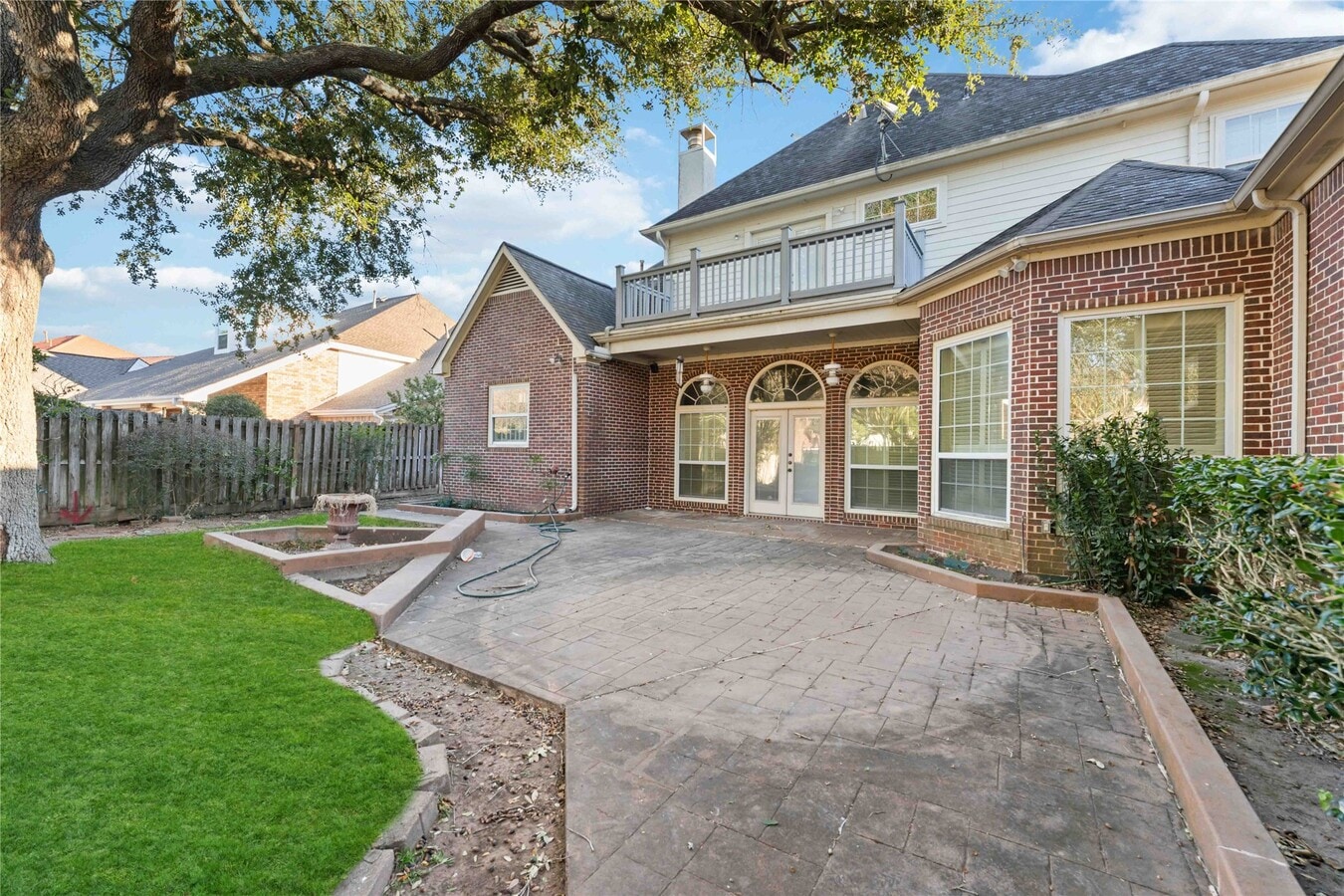 Photo - 86 Heathrow Ln