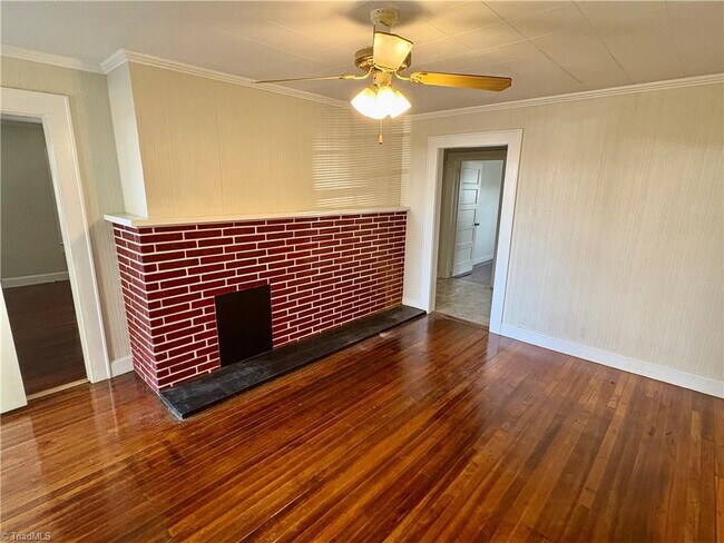 Photo - Updated 2 bedroom with beautiful Hardwood Floors!