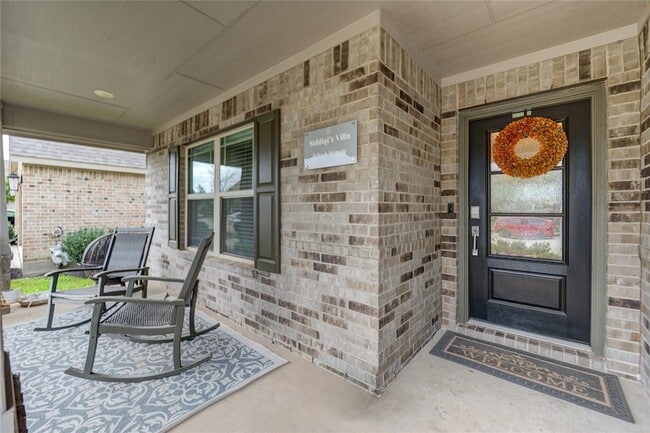 Photo - 13026 Sheildaig St