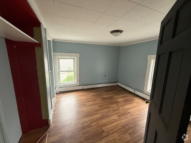 Building Photo - 34 Cedar St Unit 1 Rental