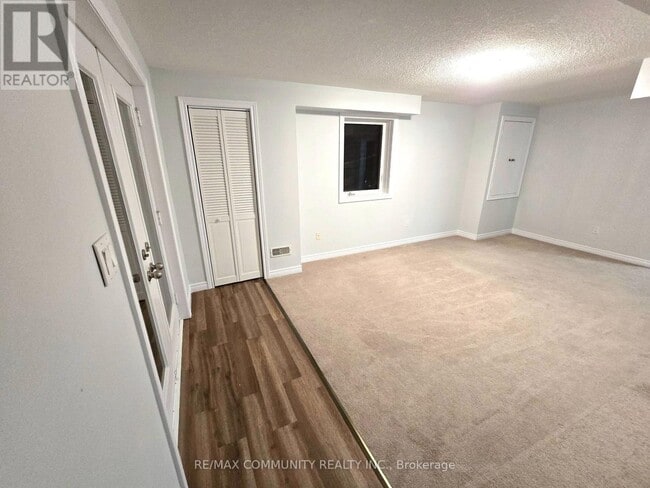 Photo - 1339 Dallman St