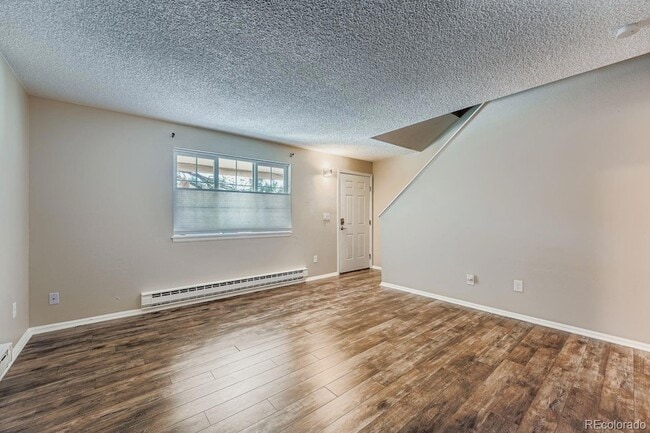 Photo - 1976 Eagle St