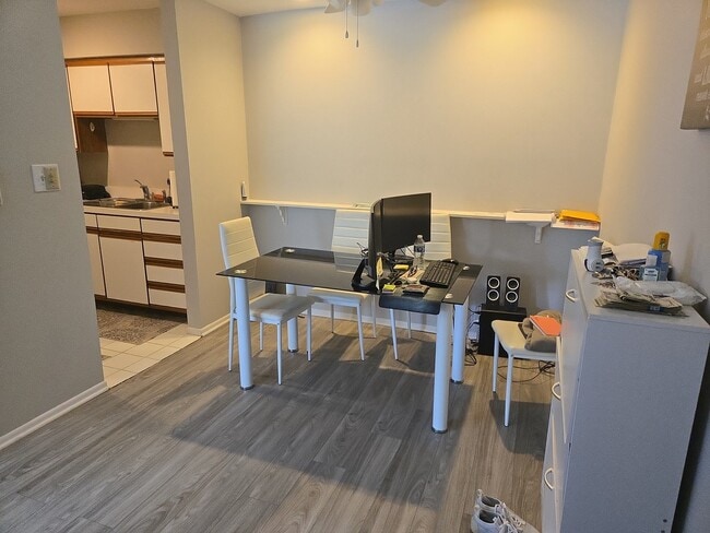 Photo - 6151 Knoll Wood Rd Unit 305
