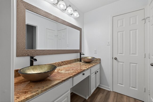 Photo - 1314 Glenwood Canyon Ln