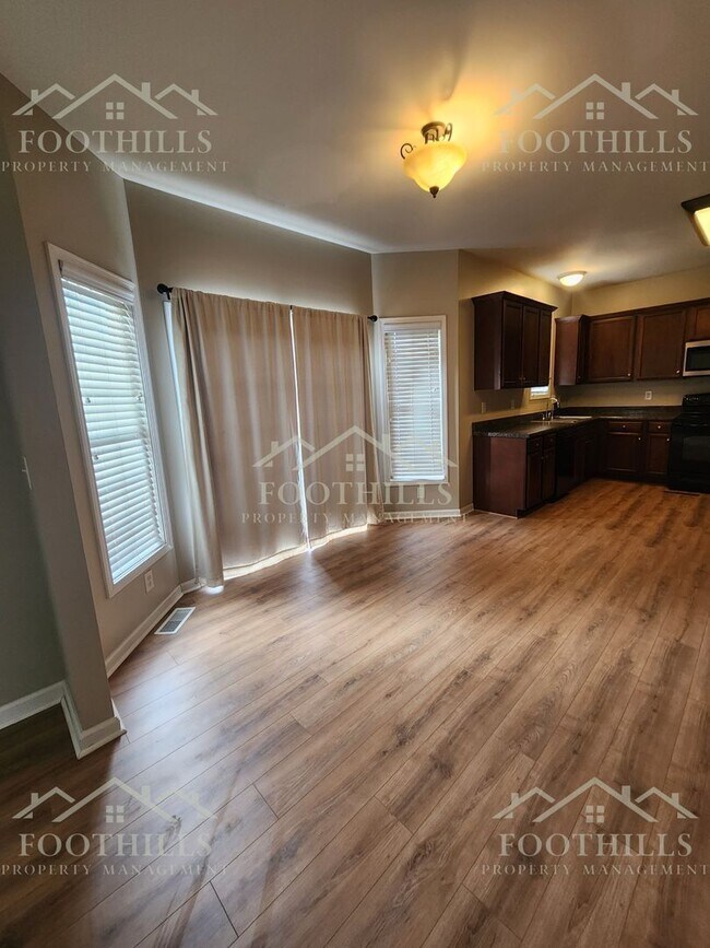 Photo - 6 Robert de Brus Cir