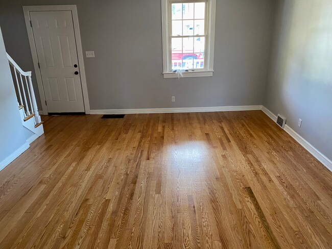 Photo - 11 N Colonial Dr