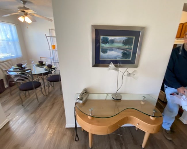 Photo - 6370 W Wilshire Blvd Unidad 16