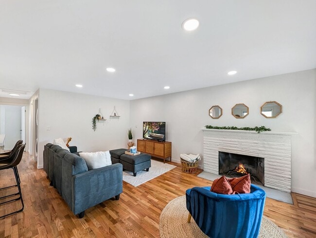 Photo - Discover Your Dream Home in a Quiet Seattle Oasis!