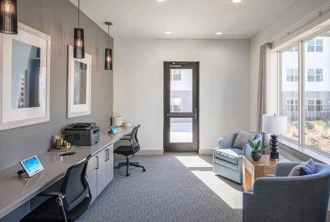 Photo - 15255 FM 529 Unidad c3