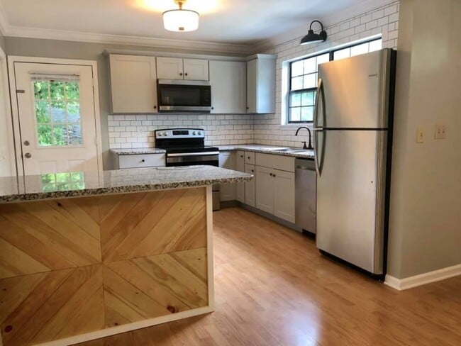 Photo - 709 Federal St