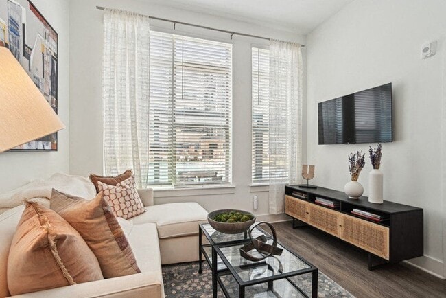 Link Apartments® NoDa 36th