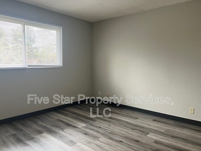 Photo - 2119 Saratoga Dr Unit Apt 3
