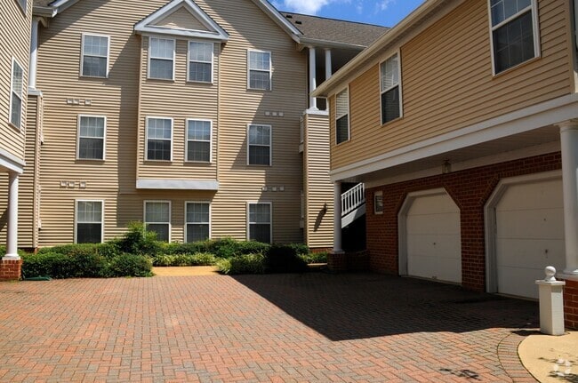 Building Photo - Columbia, MD Rental