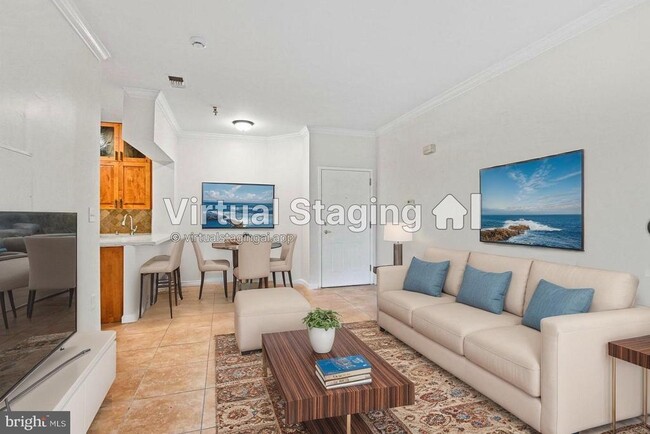 Photo - 12901 Alton Square Unidad 102