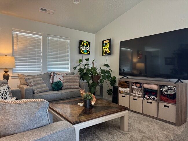Photo - 1503 White Fish Lake St