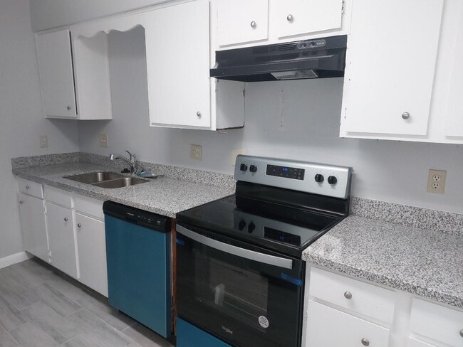 Photo - 1846 Hollister St Unidad 6