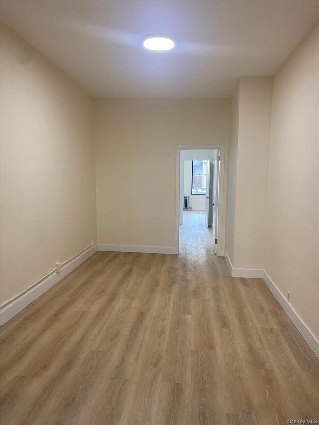 Photo - 73-17 72nd St