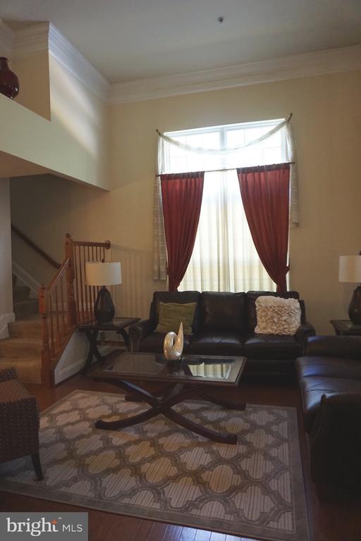 Photo - 901 Pine Forest Ln