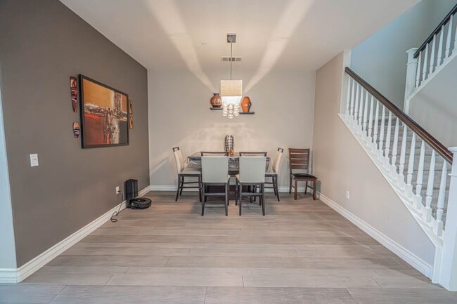 Photo - Beautiful 5-Bedroom Home with Outdoor Entertainer's Area in Valencia!