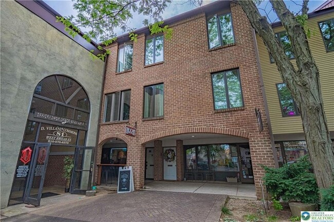 Photo - 77 W Broad St