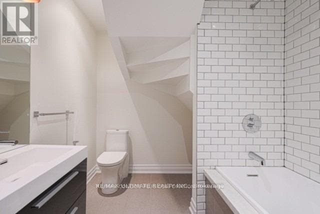 Photo - 50 Foxley St